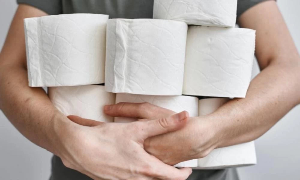 Bloomberg: Το χαρτί υγείας είναι το επόμενο πιθανό θύμα της παγκόσμιας κρίσης